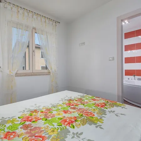 Kiara Villa *