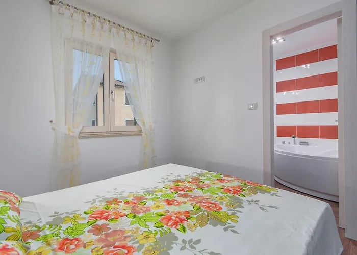 Kiara Villa *