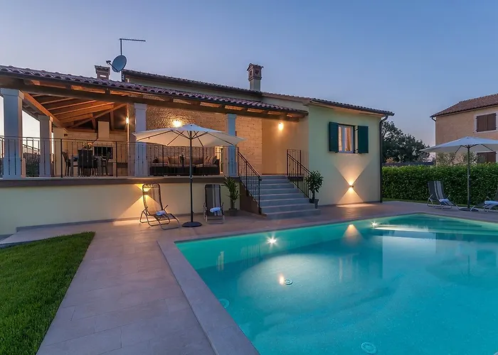 Kiara * Barat (Rovinj)